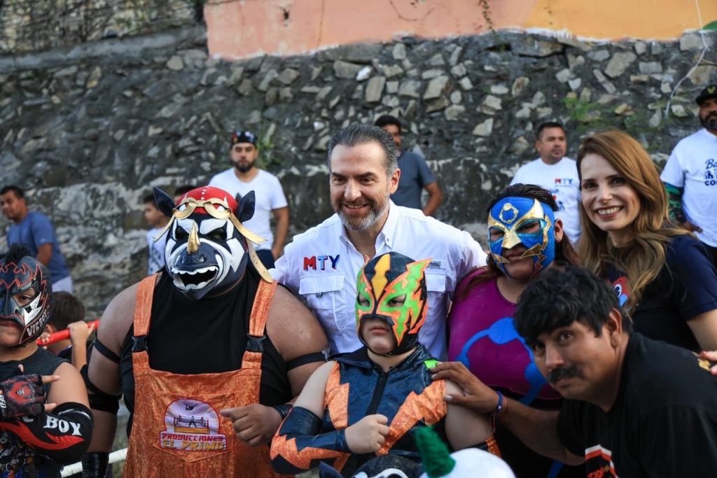 Barrio de mi Corazón - CRONICAS REGIAS Barrio de mi Corazón, Gobierno de Monterrey, colonia Topo Chico, programa social