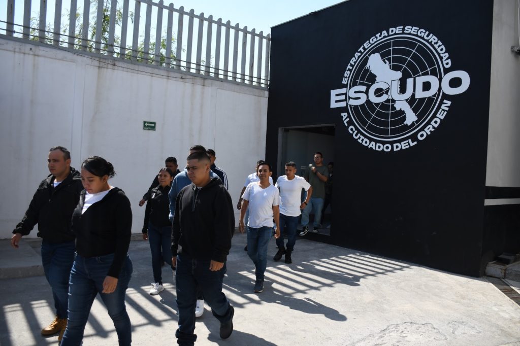 nuevos- cadetes-academia-de-policía-de-monterrey