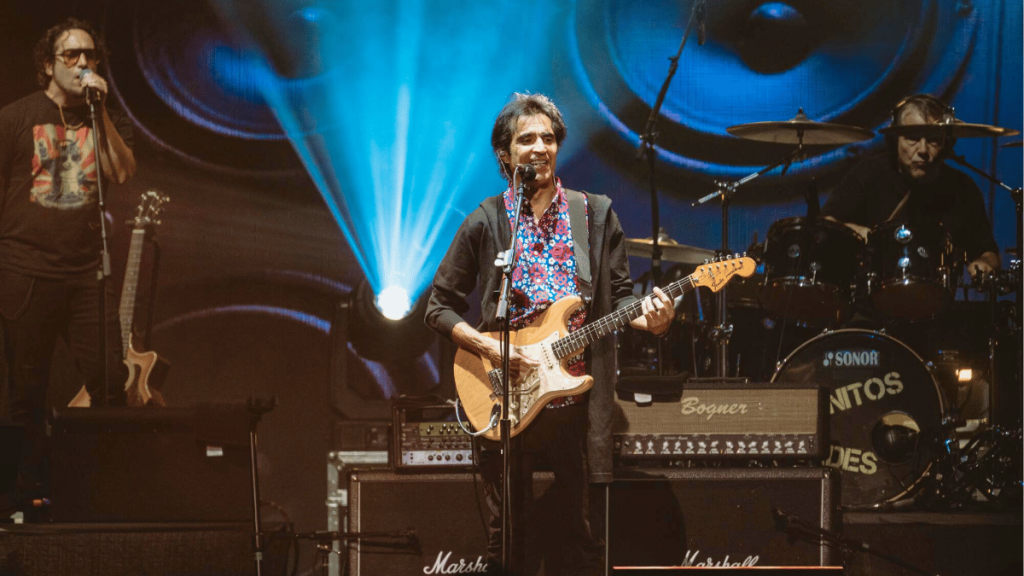 felipe-staiti-tocando-con-los-enanitos-verdes - CRONICAS REGIAS murió felipe staiti, integrante fundador de los enanitos verdes