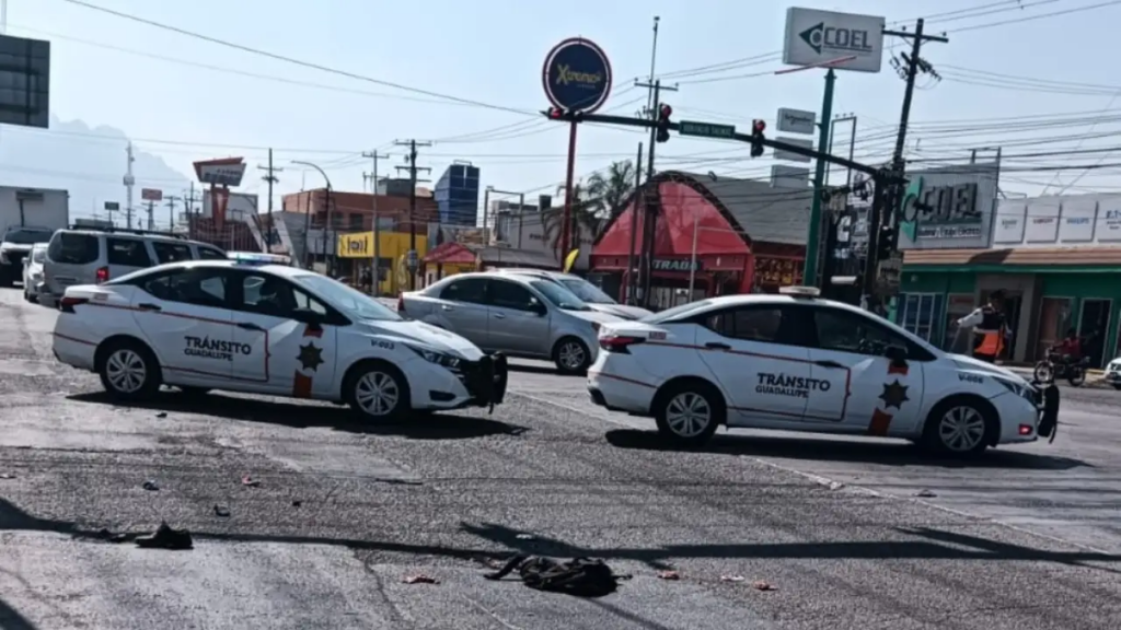 Ciclista muere atropellado en Guadalupe por un choque