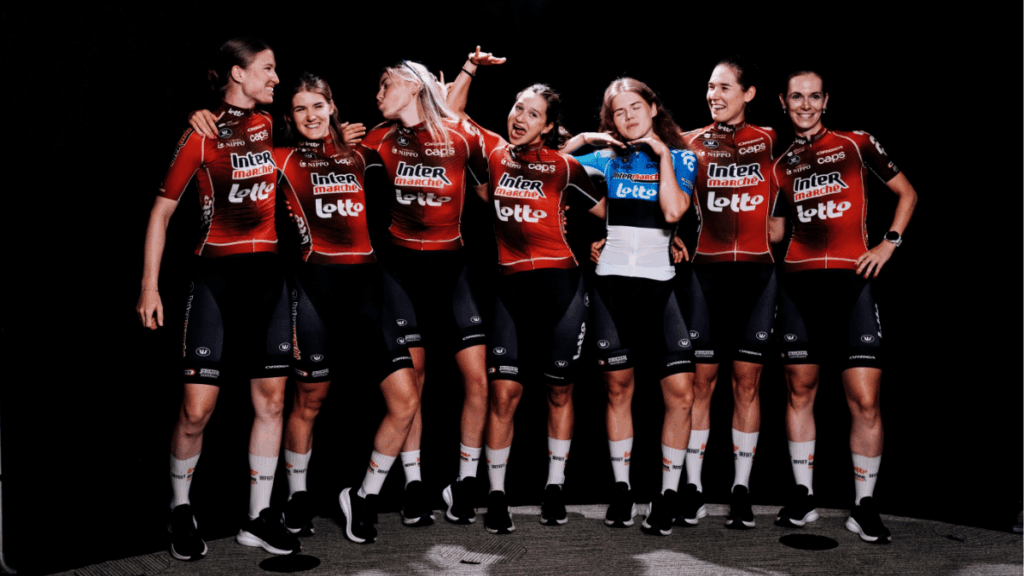 tour-de-francia-femenil - CRONICAS REGIAS Romina Hinojosa en el Tour de Francia Femenil representando al ciclismo femenil