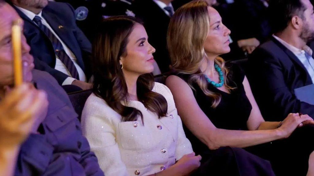 cronicas-regias-lorena-de-la-garza-segundo-informejpg - CRONICAS REGIAS